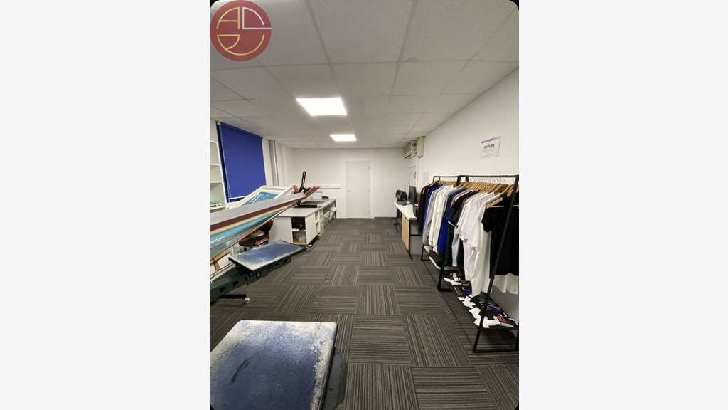 A louer bureaux 82m² RDC à Saint-Jean