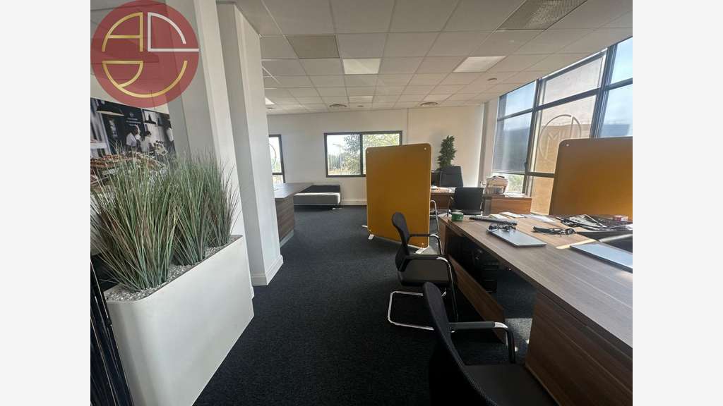 A louer bureaux 146m² R+1 à Colomiers