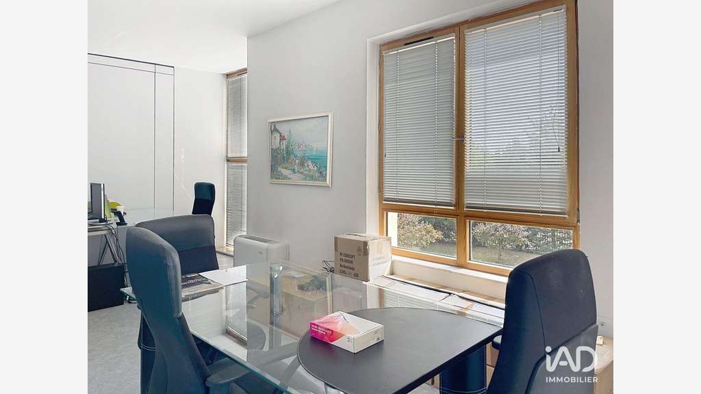 A louer bureaux 125m² à Strasbourg Meinau