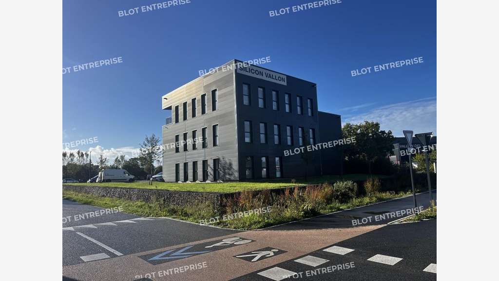 A louer bureaux 153m² à Rennes Ouest ZA du Vallon