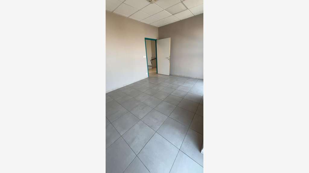 Bureau 15m² à louer ZI  de Oiry
