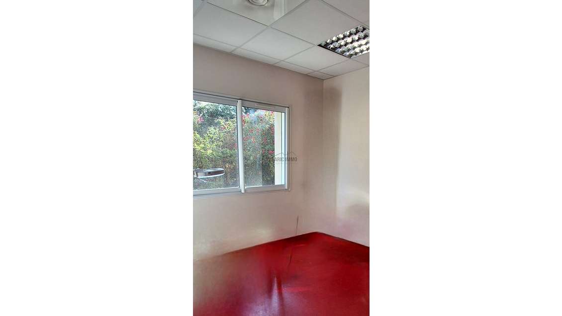 À louer local professionnel 20m² centre Olonzac