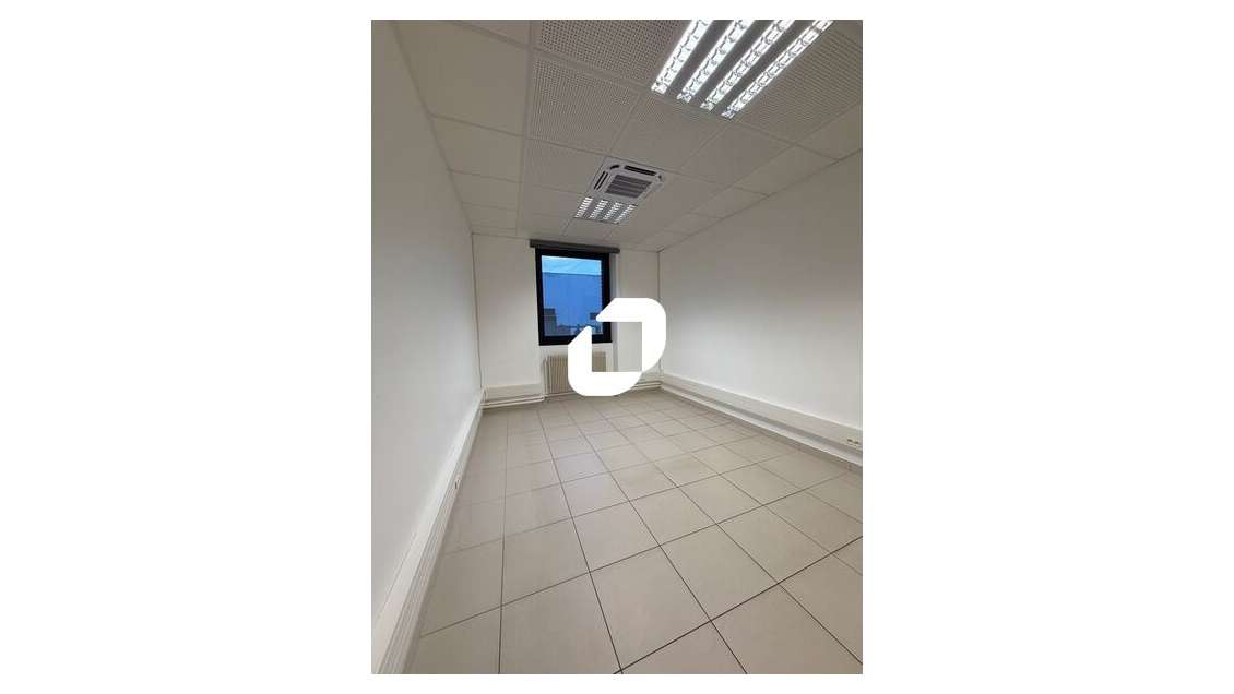 A louer Bureaux 66m² Orgeval