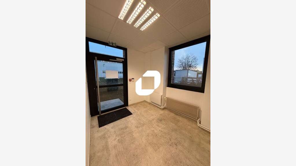 A louer Bureaux 66m² Orgeval