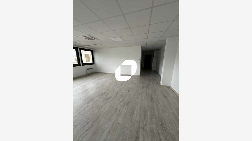 A louer Bureaux 55m² Orgeval