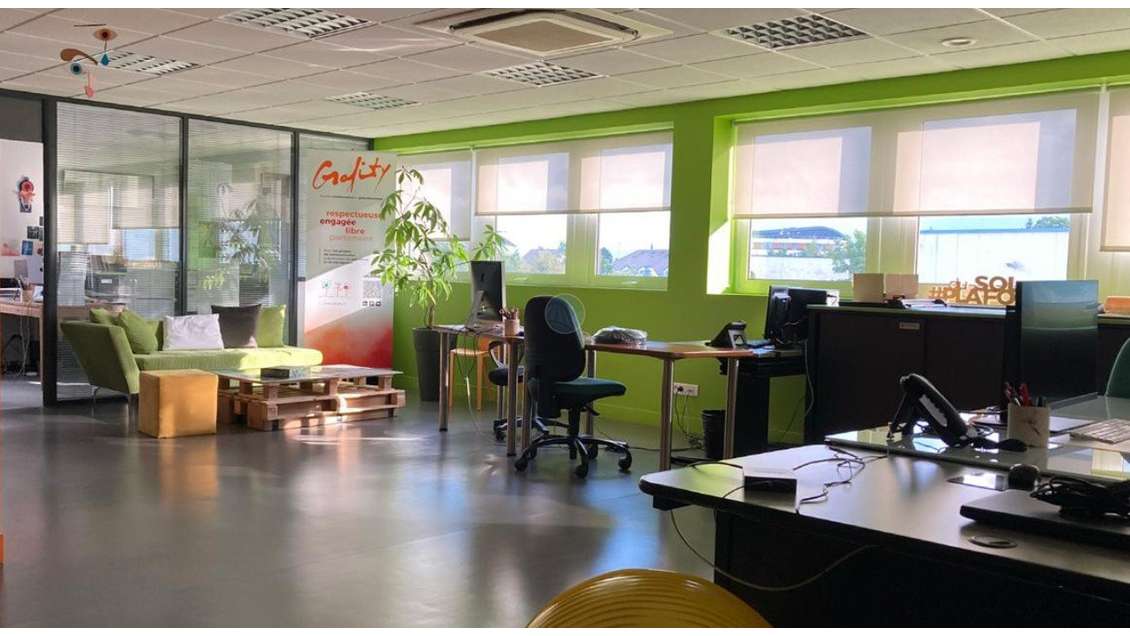 A louer plateau de bureaux 130m² R+1 à Orléans