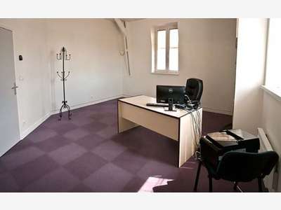 A louer bureaux de 18m² à Orléans proche théâtre