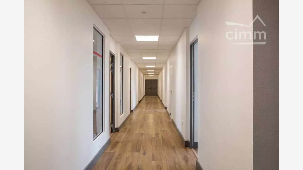 Plateau de bureaux neufs 261m² à Orléans centre