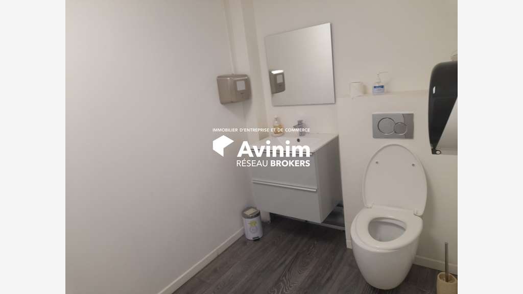 Très beau local 138m²à louer à Orléans