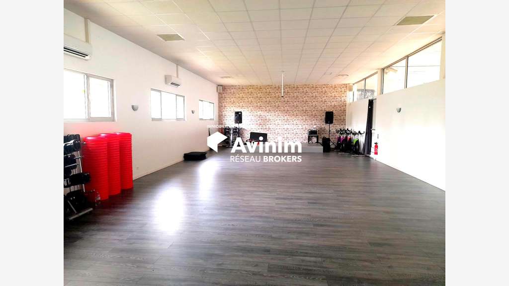 Très beau local 138m²à louer à Orléans
