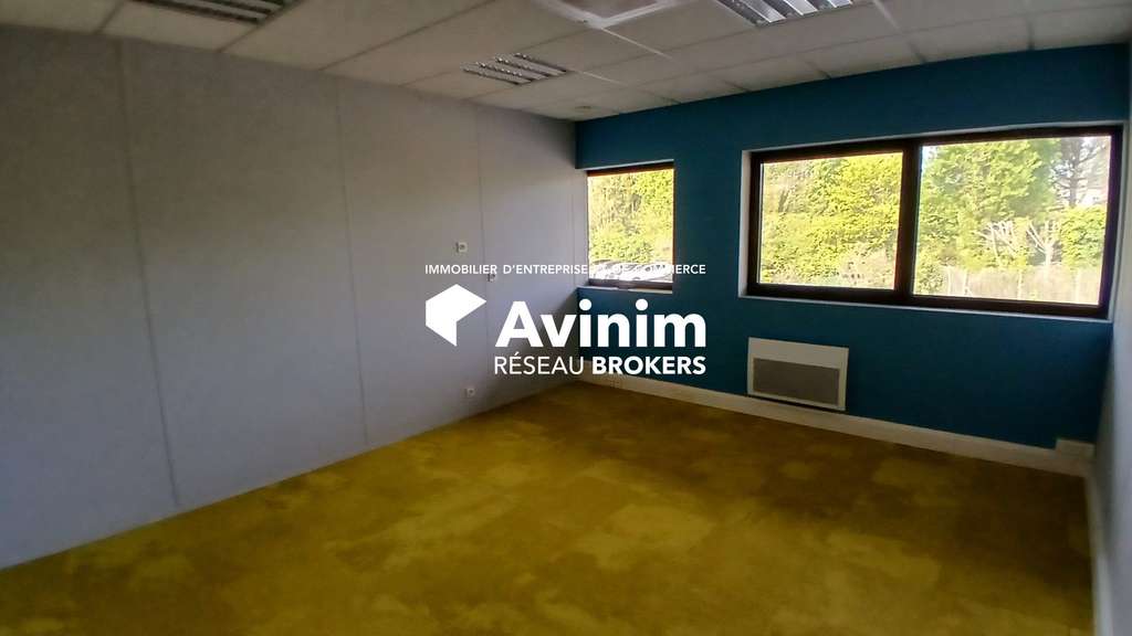 Très beau plateau de bureau 100m² à louer Orléans