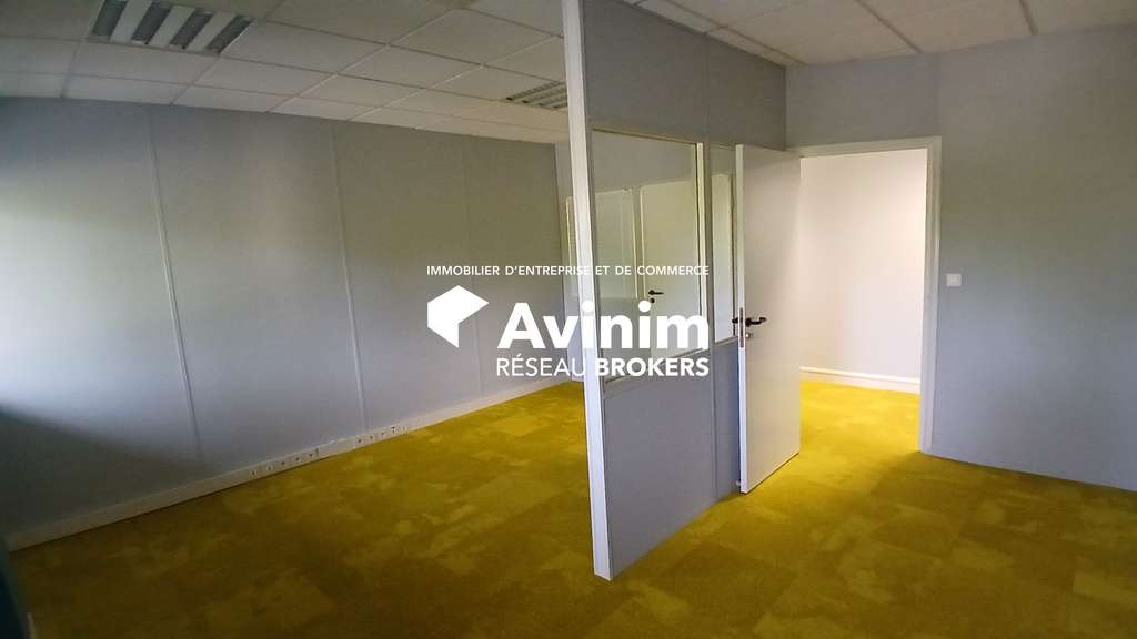 Très beau plateau de bureau 100m² à louer Orléans