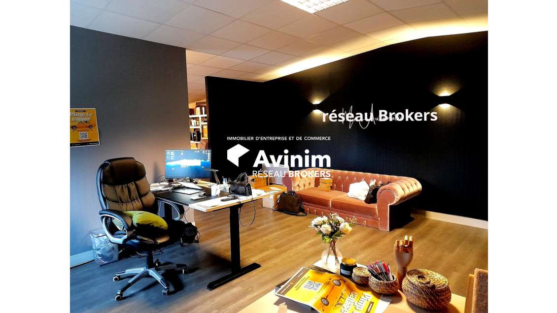 Très beau plateau de bureaux 120m² à louer à Ormes