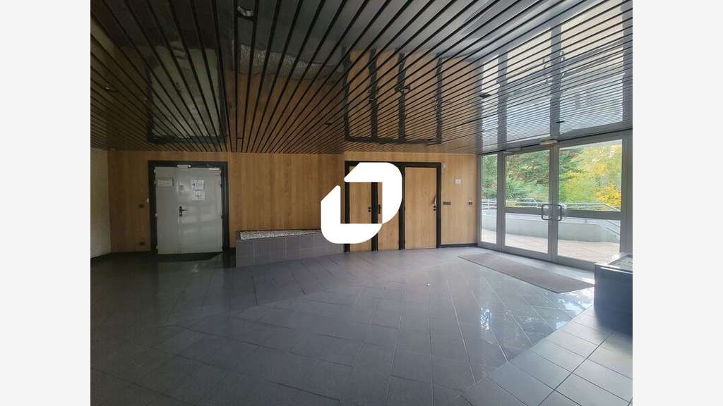A louer Bureaux 290m² Orsay