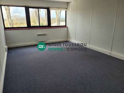 A louer bureaux 56.50m² R+1 à Orvault Forum