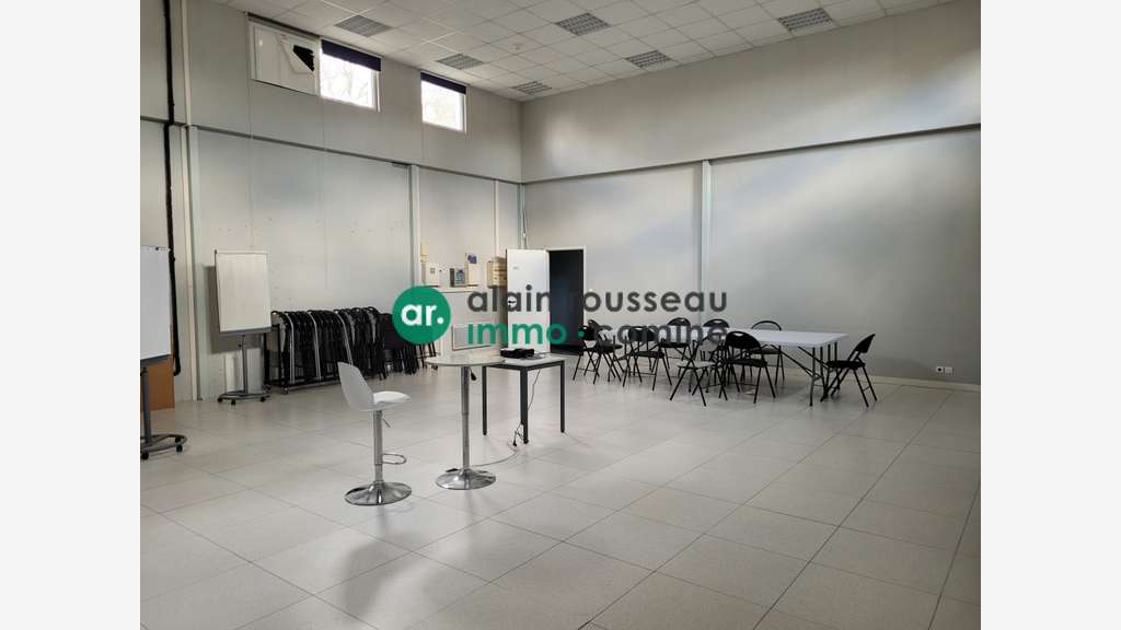 A louer plateau de bureaux de 690m² à Orvault