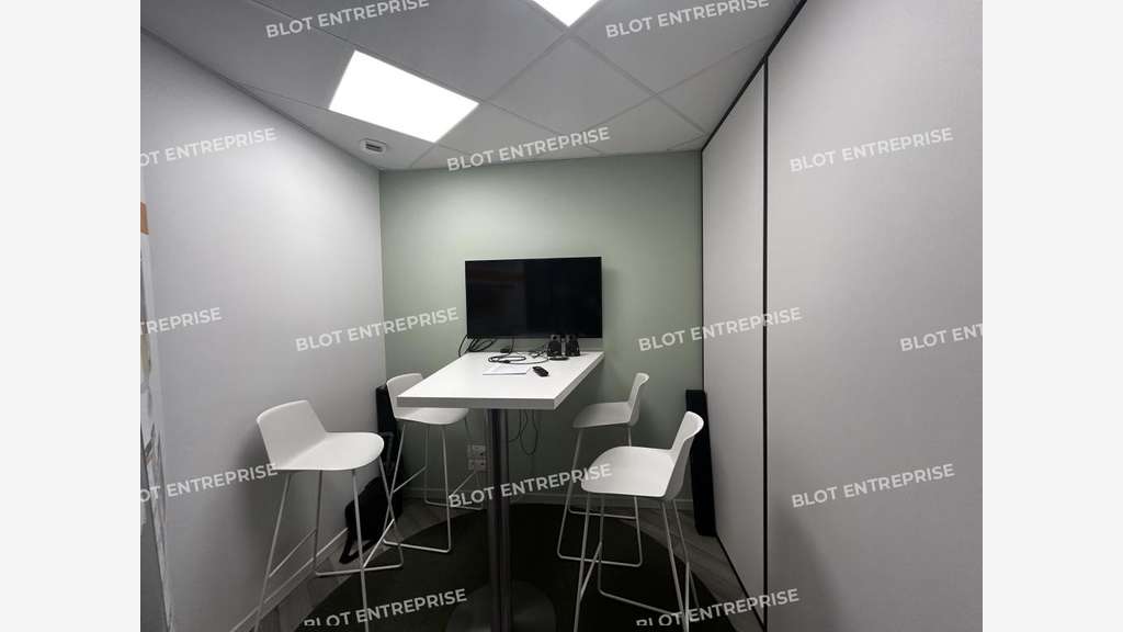 A louer bureaux 275m² belle visibilité à Orvault