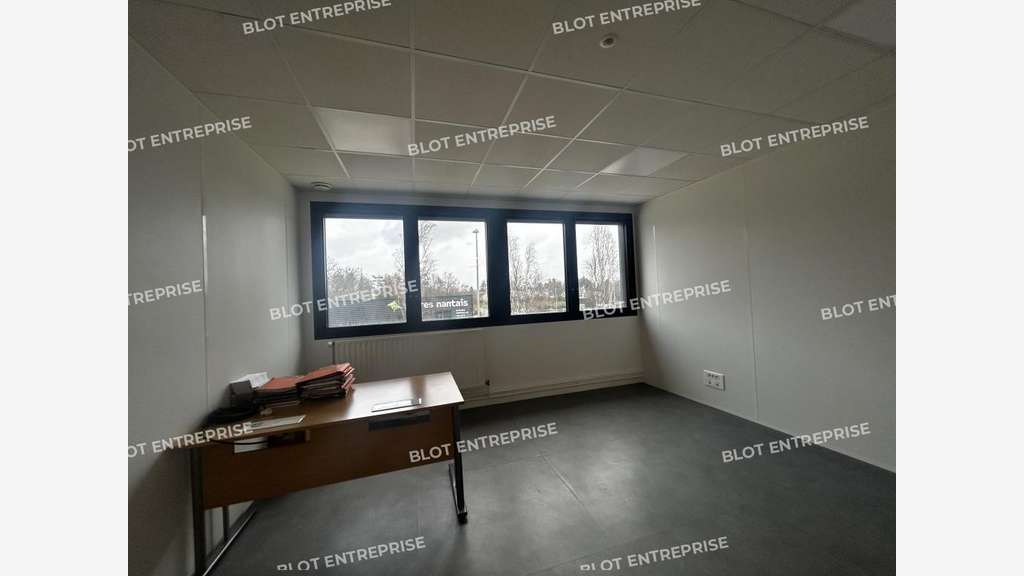 A louer bureaux de 142m² forum d'Orvault