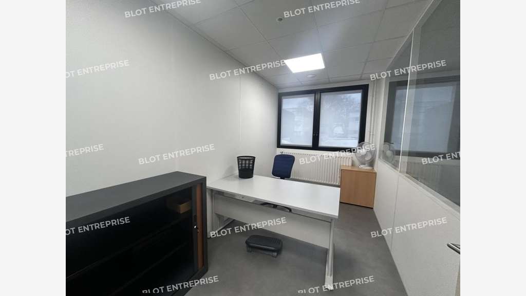 A louer bureaux de 142m² forum d'Orvault