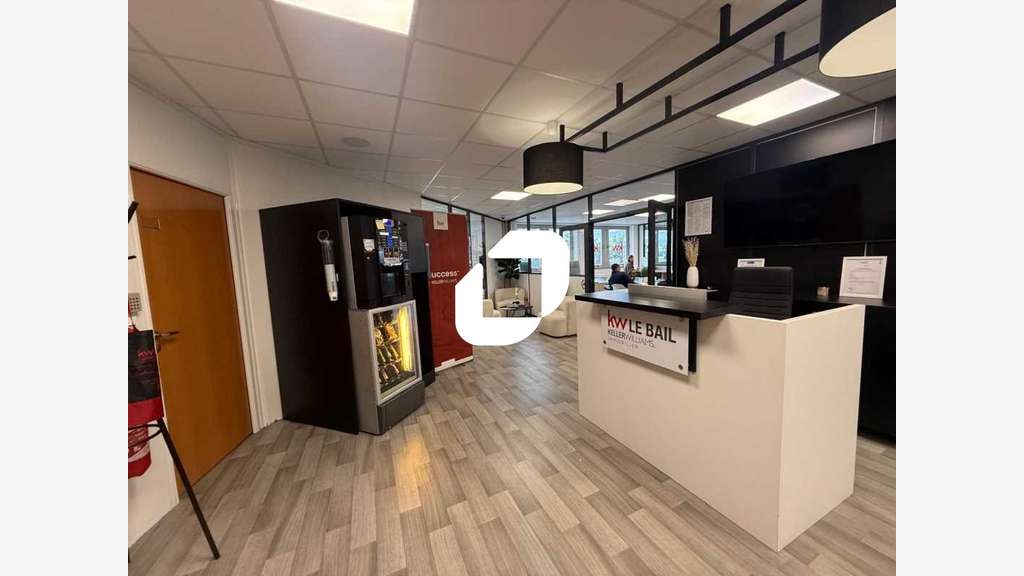 A louer Bureaux 329m² Osny