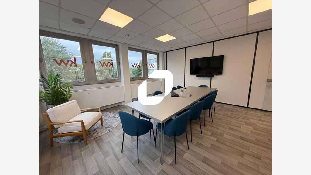 A louer Bureaux 329m² Osny