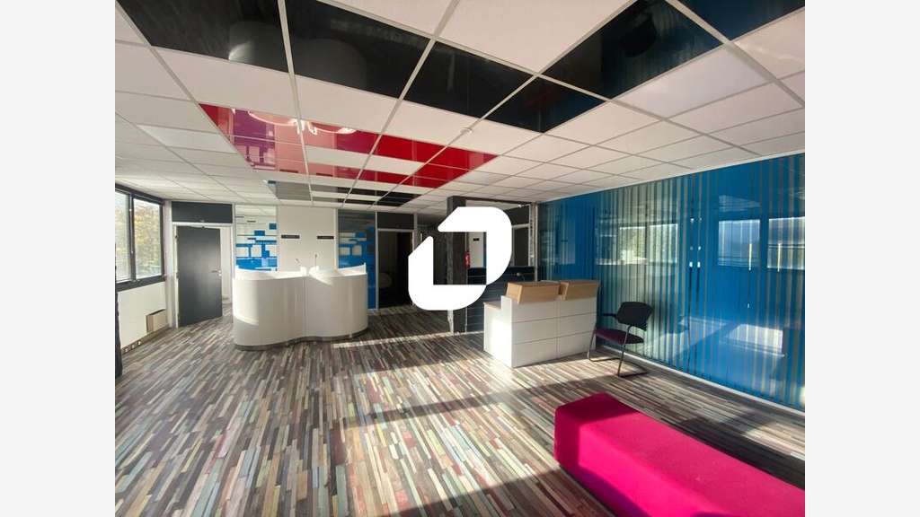 A louer Bureaux 189m² Osny