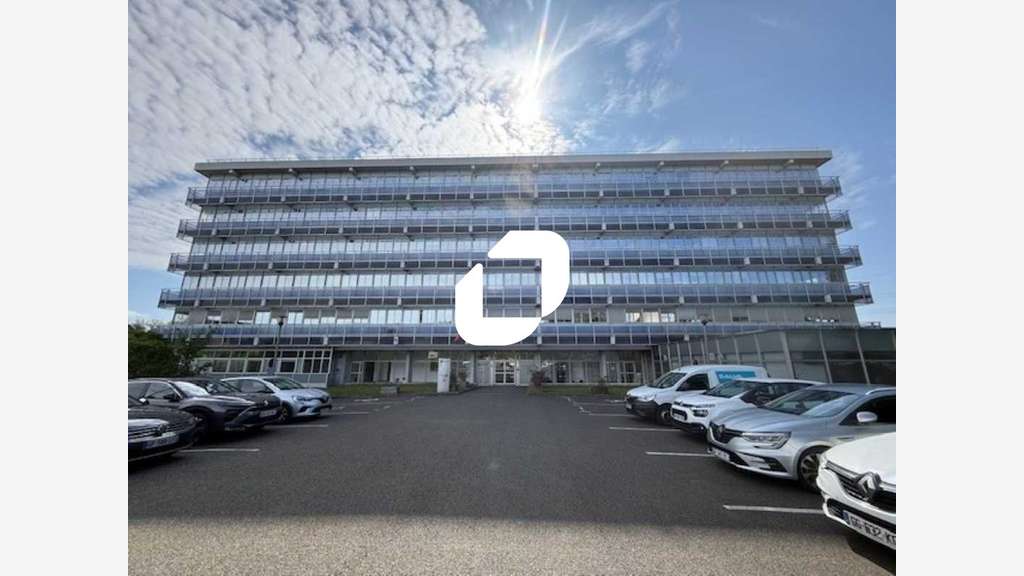 A louer Bureaux 183m² Osny