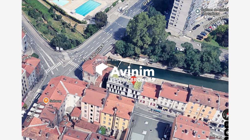 A louer beaux bureaux 38m² en bas d'Oullins Mémo