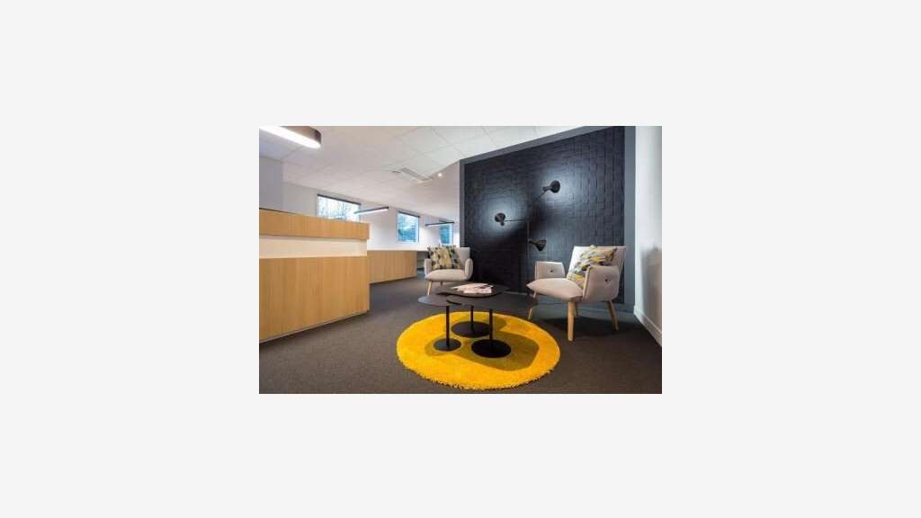 Bureaux de standing 215m² à louer à Pacé