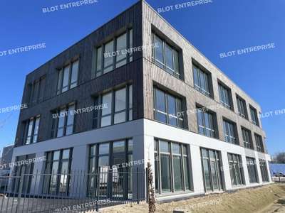 A louer bureaux neufs 272m² à Pacé