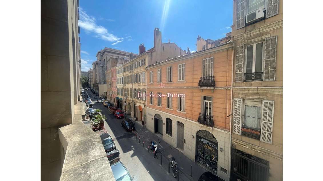Bail professionnel ou habitation T4 à Marseille
