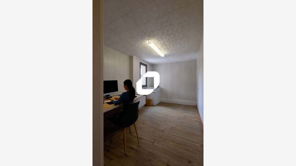 A louer Bureaux 152m² Palaiseau