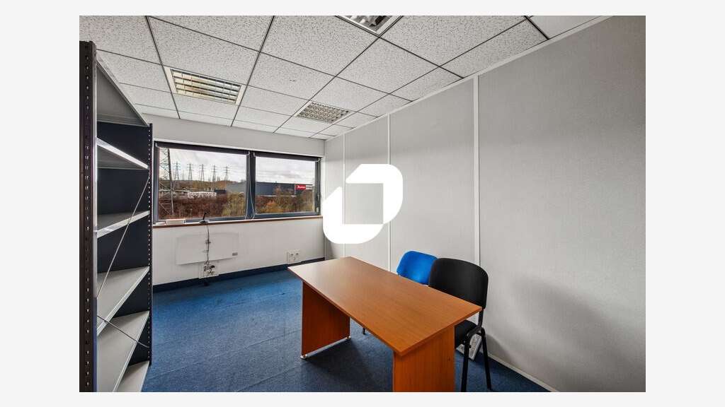 A louer Bureaux 222m² Palaiseau