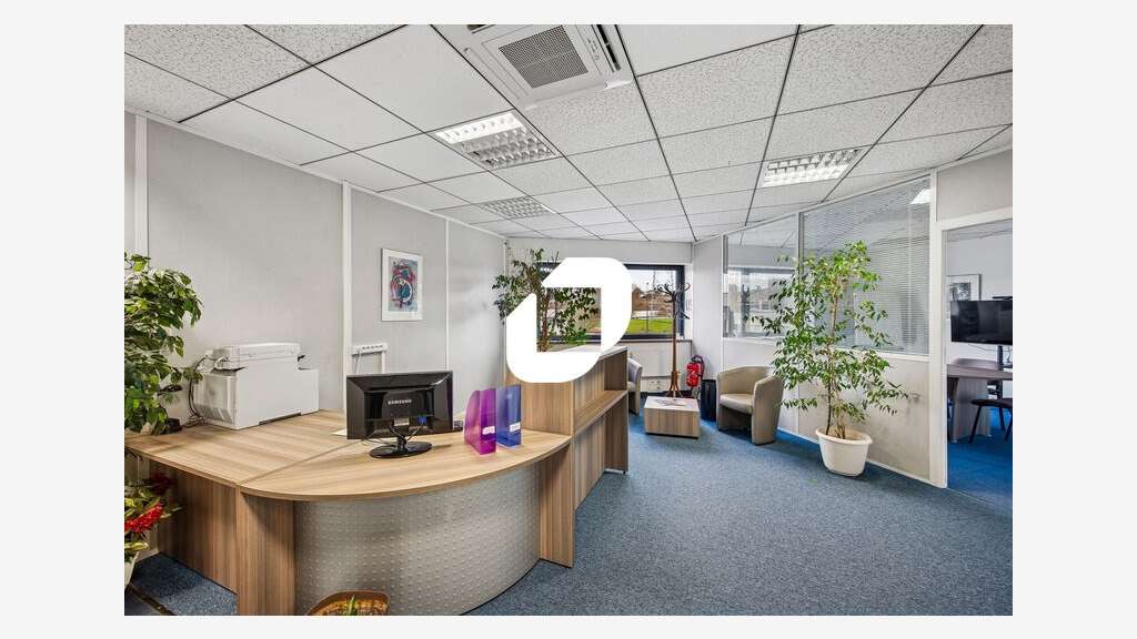 A louer Bureaux 222m² Palaiseau
