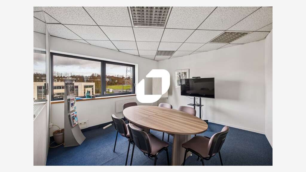 A louer Bureaux 222m² Palaiseau