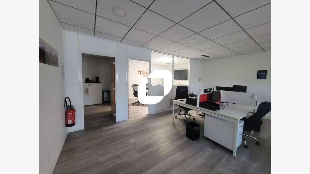 A louer Bureaux 100m² Palaiseau