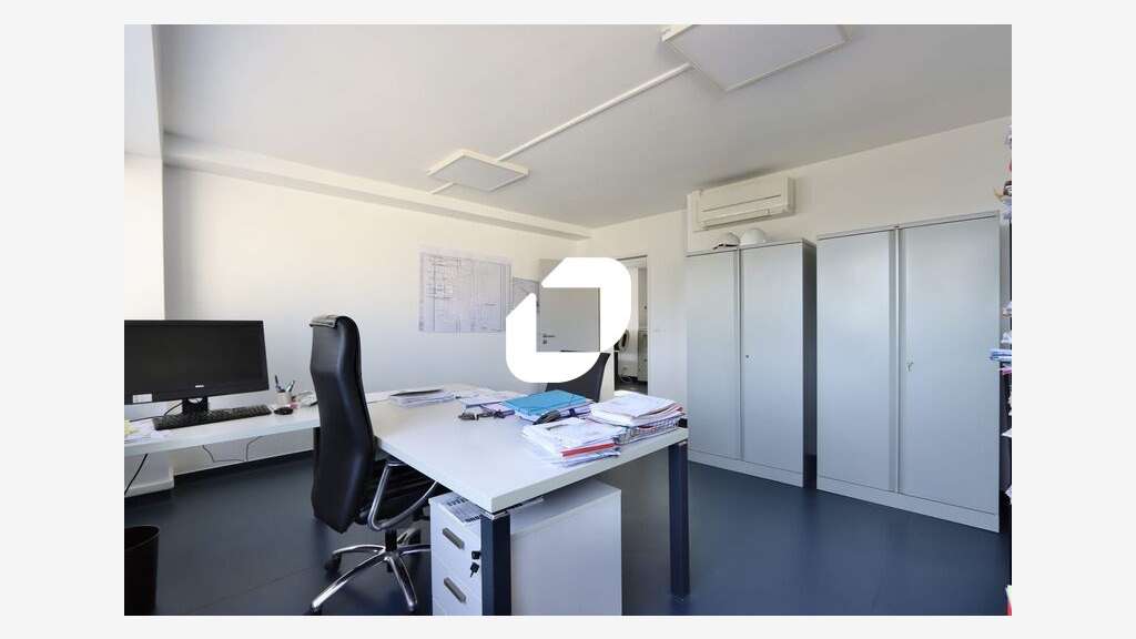 A louer Bureaux 106m² Palaiseau