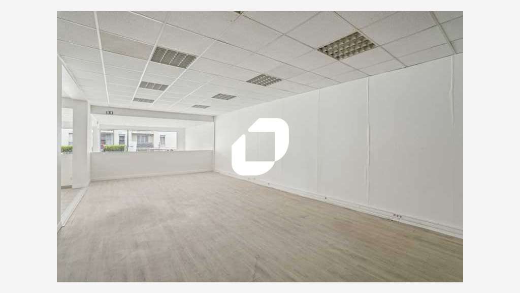 A louer Bureaux 202m² Palaiseau