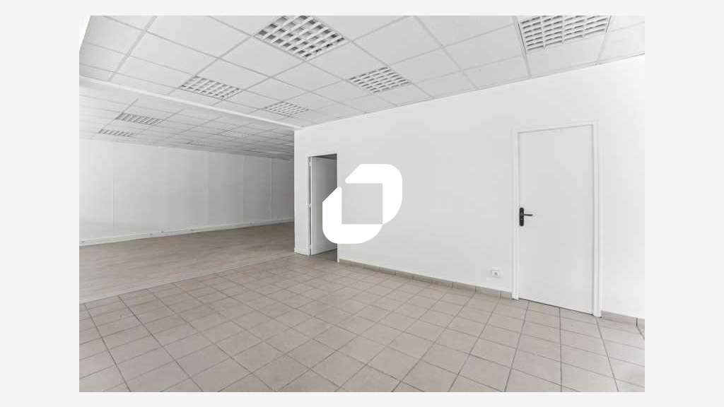 A louer Bureaux 202m² Palaiseau