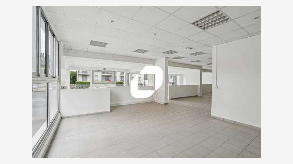 A louer Bureaux 202m² Palaiseau