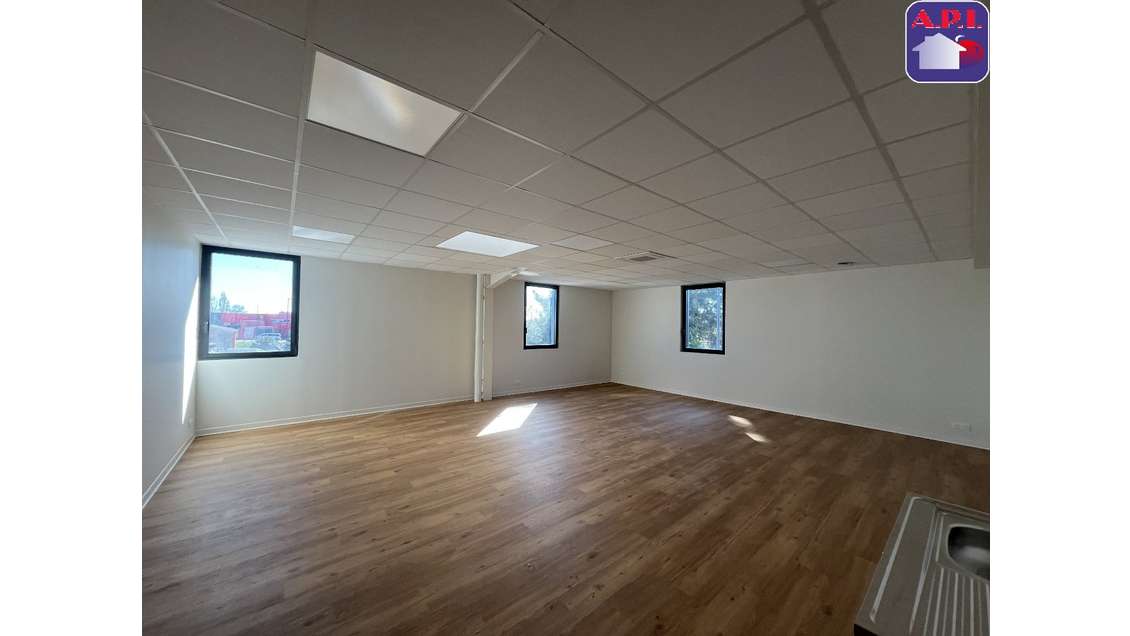 Location locaux ZA Village Automobile Pamiers 