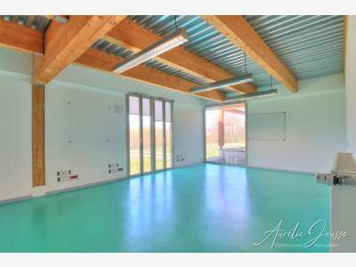 A louer bureaux 255m² clé-en-main à Panazol