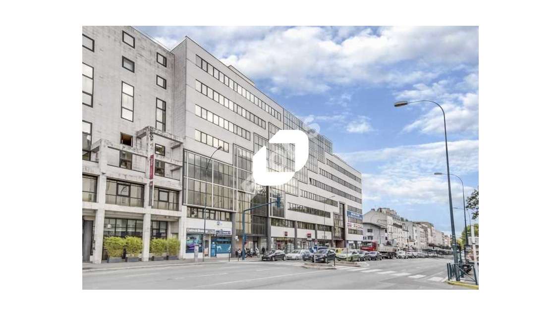 A louer Bureaux 1584m² Pantin