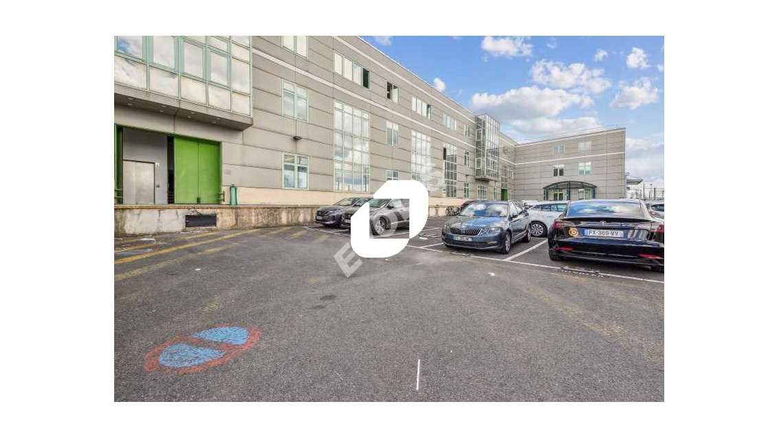 A louer Bureaux 364m² Pantin