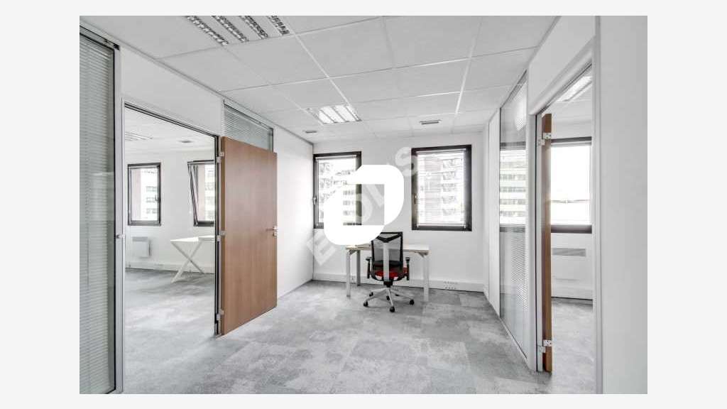 A louer Bureaux 676m² Pantin