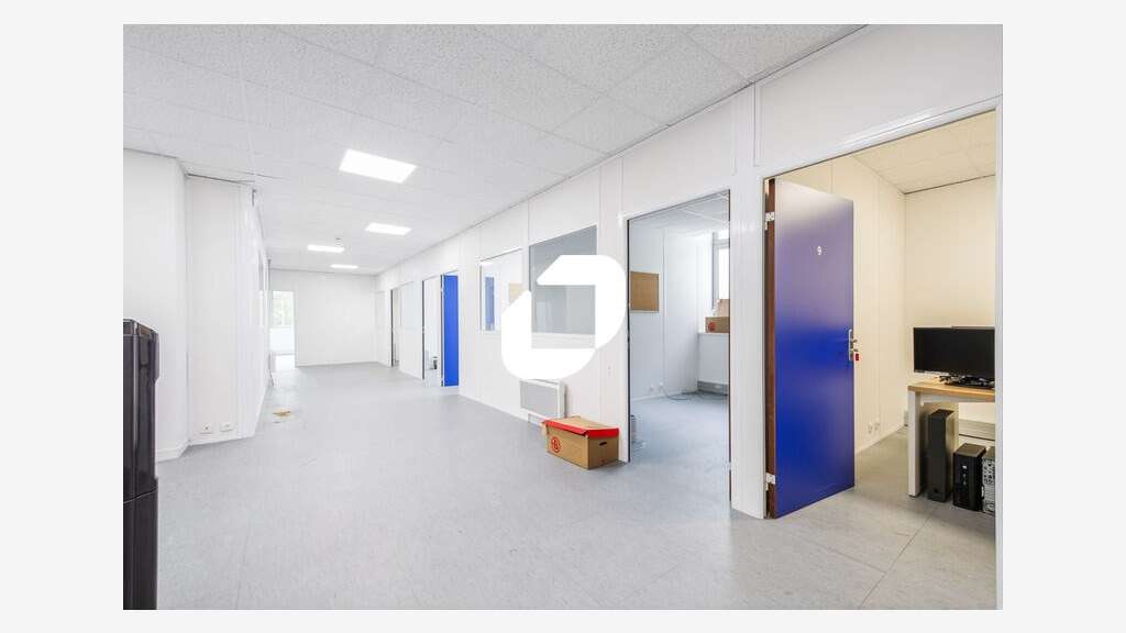 A louer Bureaux 3057m² Pantin
