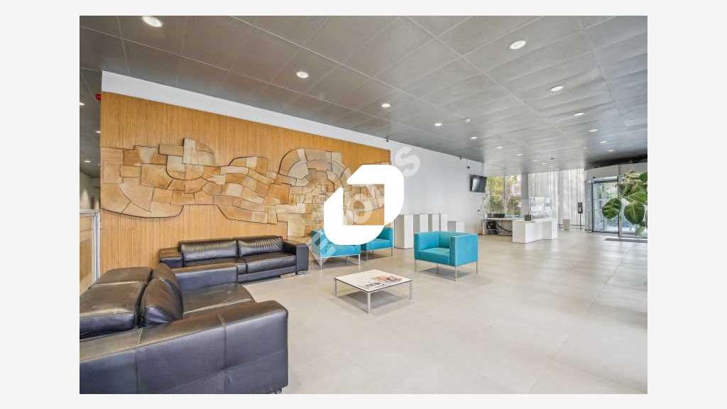 A louer Bureaux 223m² Pantin