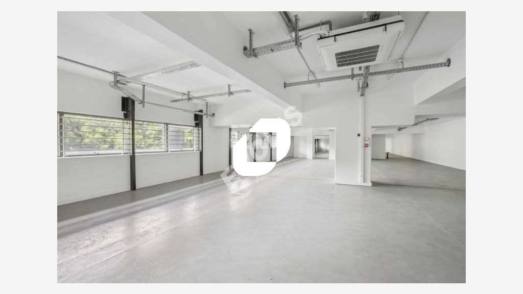 A louer Bureaux 689m² Pantin