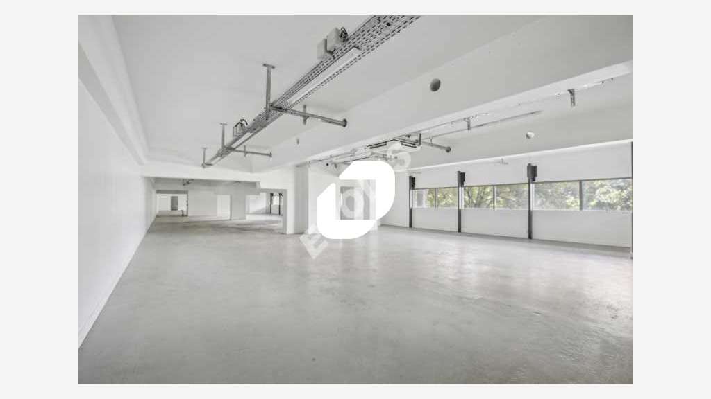A louer Bureaux 689m² Pantin
