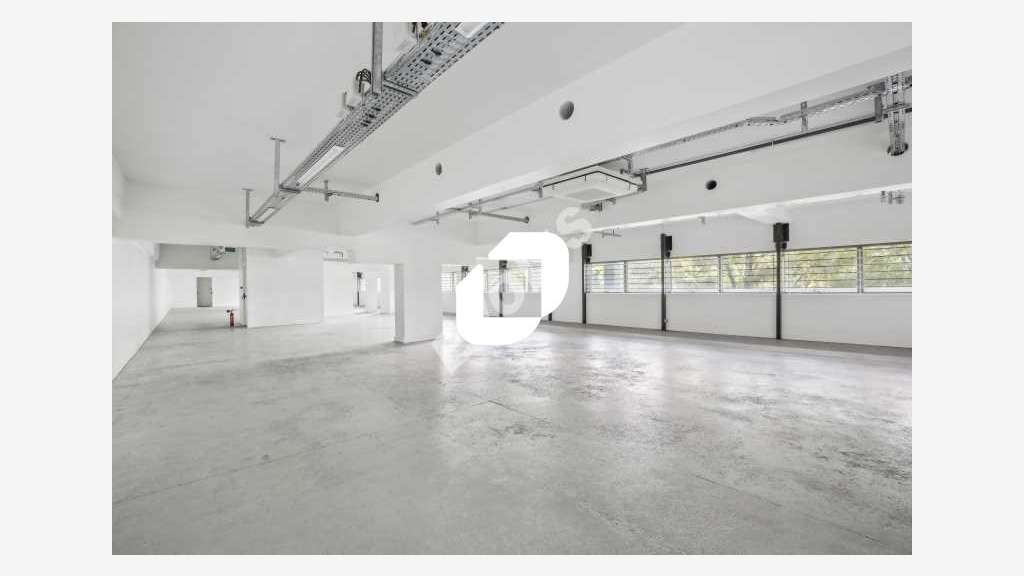 A louer Bureaux 689m² Pantin